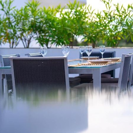 Apartamento Seaside Elegance With Sea View Marbella Exterior foto