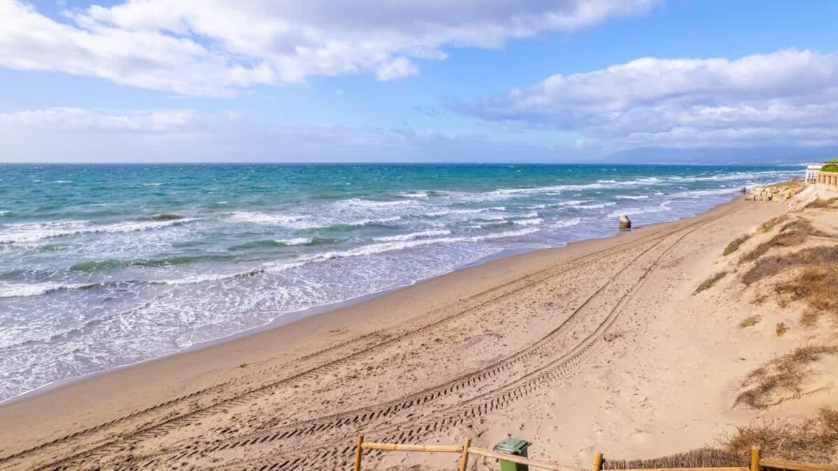 Apartamento Seaside Elegance With Sea View Marbella Exterior foto